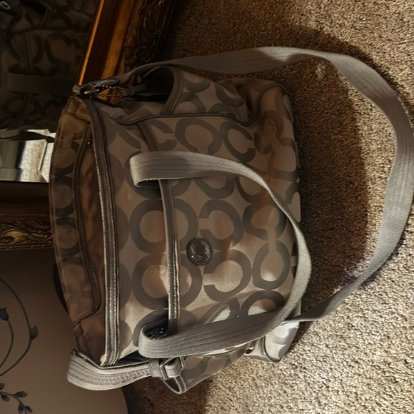 Large, pretty coach bag lots of space - Picture 1 of 3